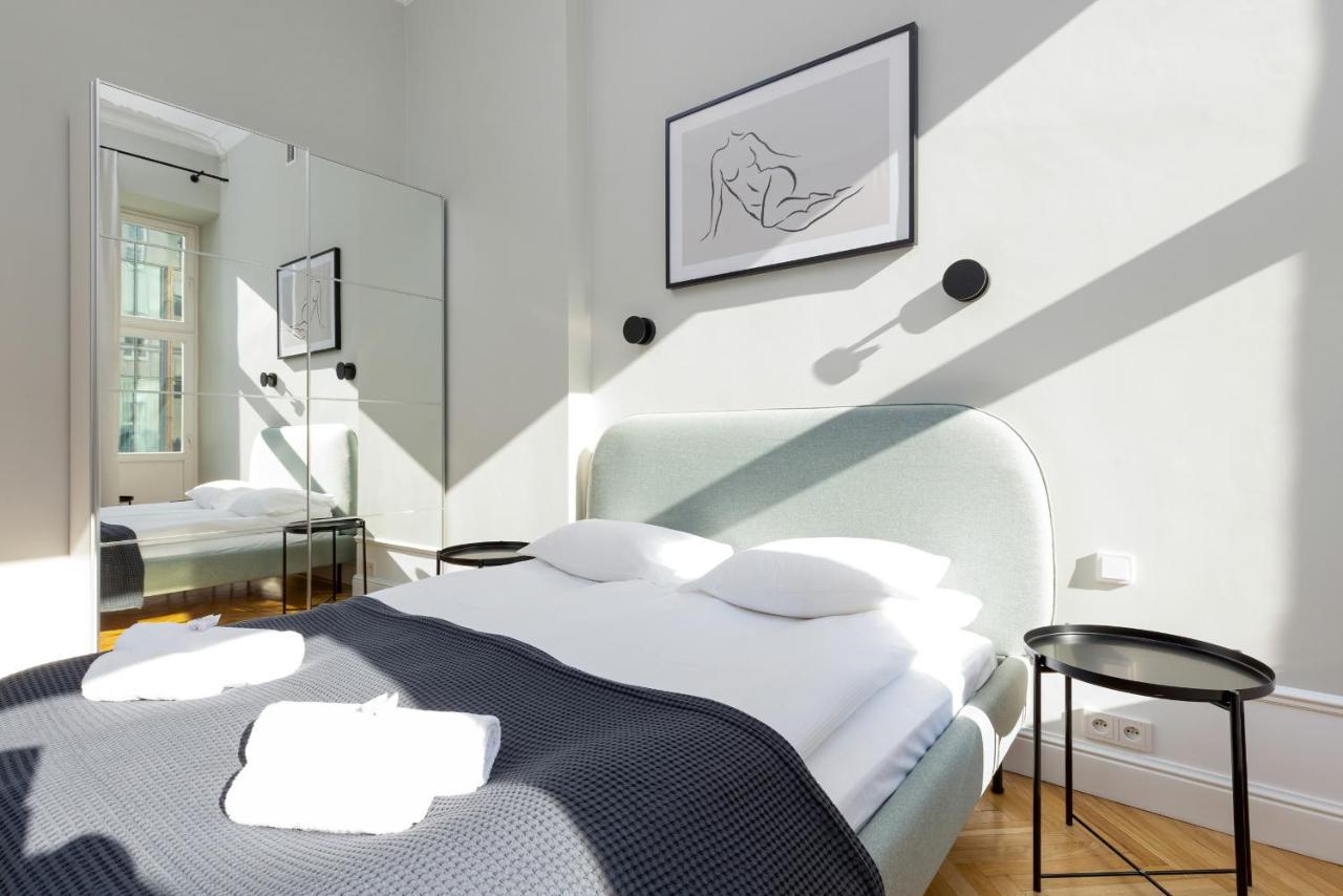 Apartment Warsaw Boduena By Renters Prestige المظهر الخارجي الصورة